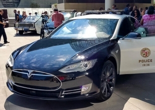 LAPD könnte bald Tesla Pursuit Fahrzeuge einsetzen.